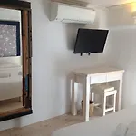 住宿加早餐酒店 Blue, White And Grey 4*