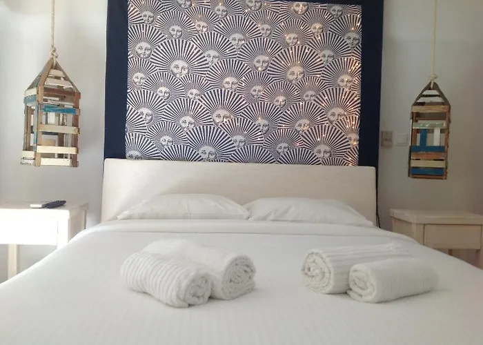 Blue, White And Grey Bed & Breakfast Ornos (Mykonos)