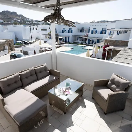 Blue, White And Grey לינה וארוחת בוקר 4*