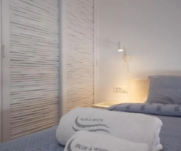 Blue, White And Grey 4* Ornósz