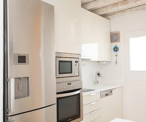 Blue, White And Grey Panzió Ornósz